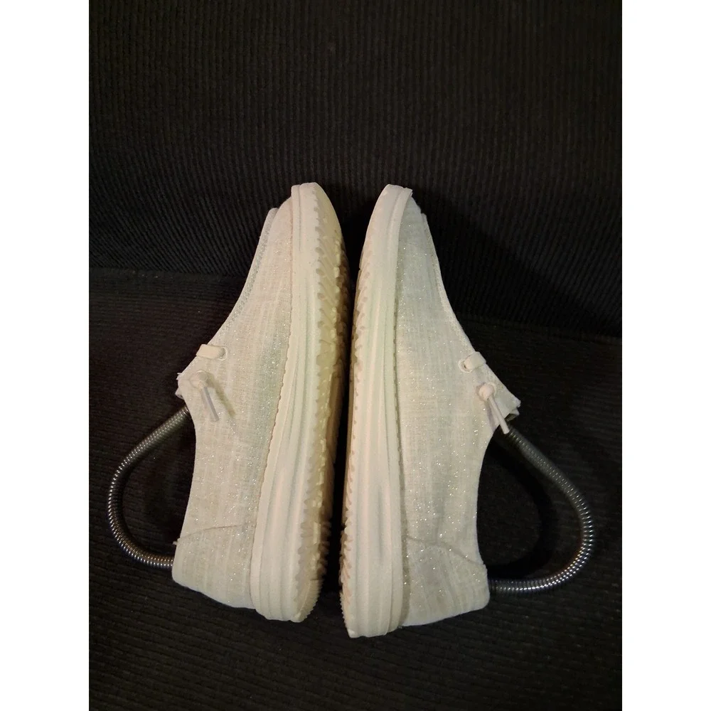 Hey Dude Wendy‎ Sparkling Gold Women's Size 5 Shoes